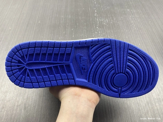 555088-007 1 Jordan Retro Royal Air 0813